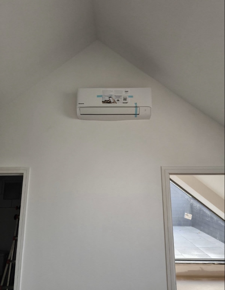 Airco onder schuin dak